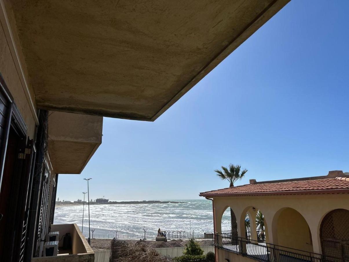 Terrazza Soleluna مارينا موديكا المظهر الخارجي الصورة