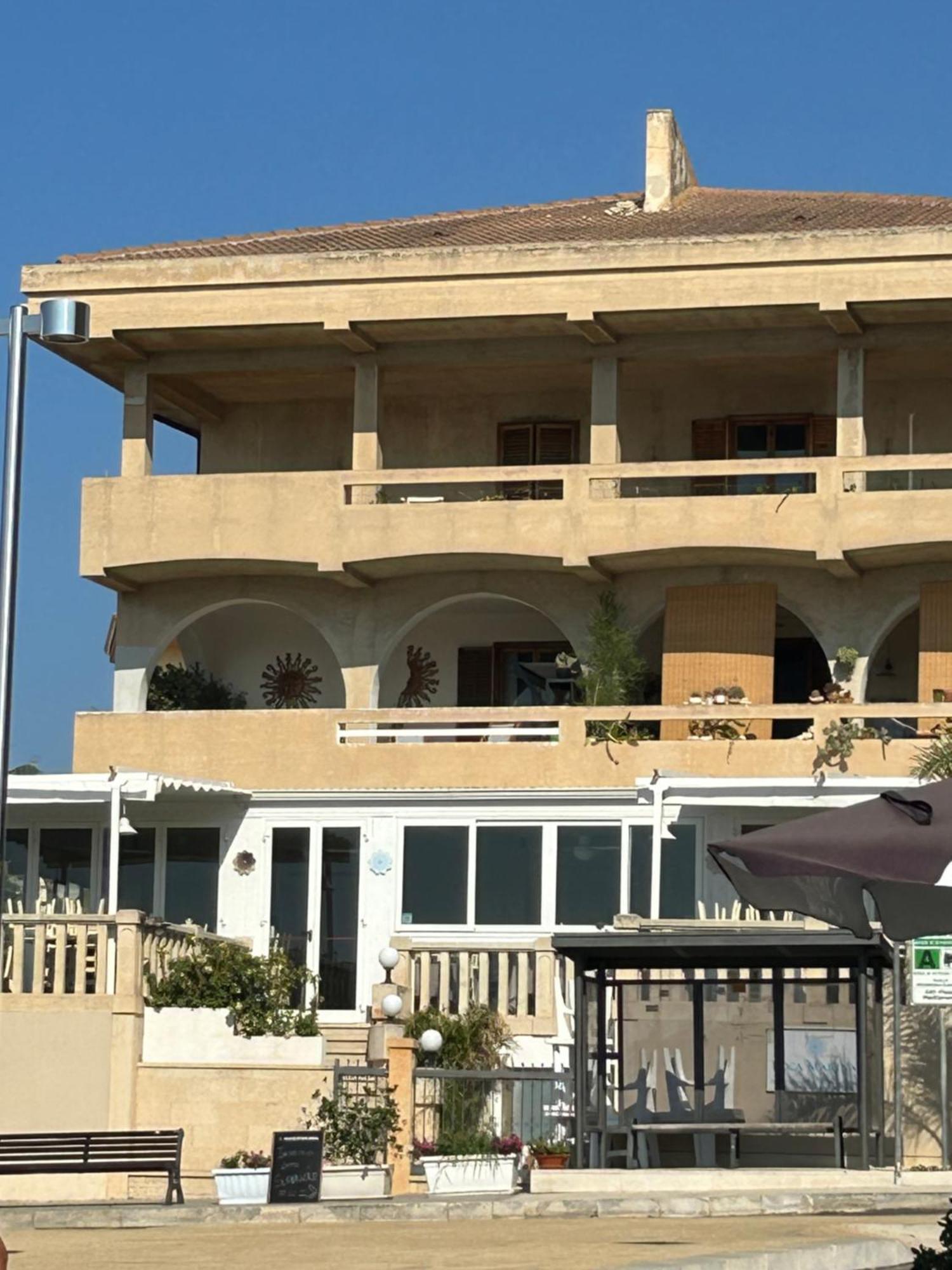 Terrazza Soleluna مارينا موديكا المظهر الخارجي الصورة